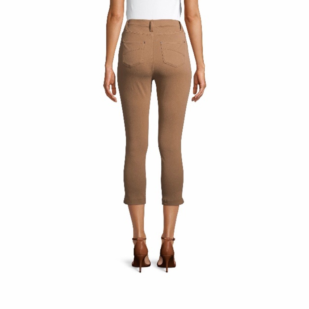 NWT Women's Time and Tru Capri Jegging - Picture 2 of 4